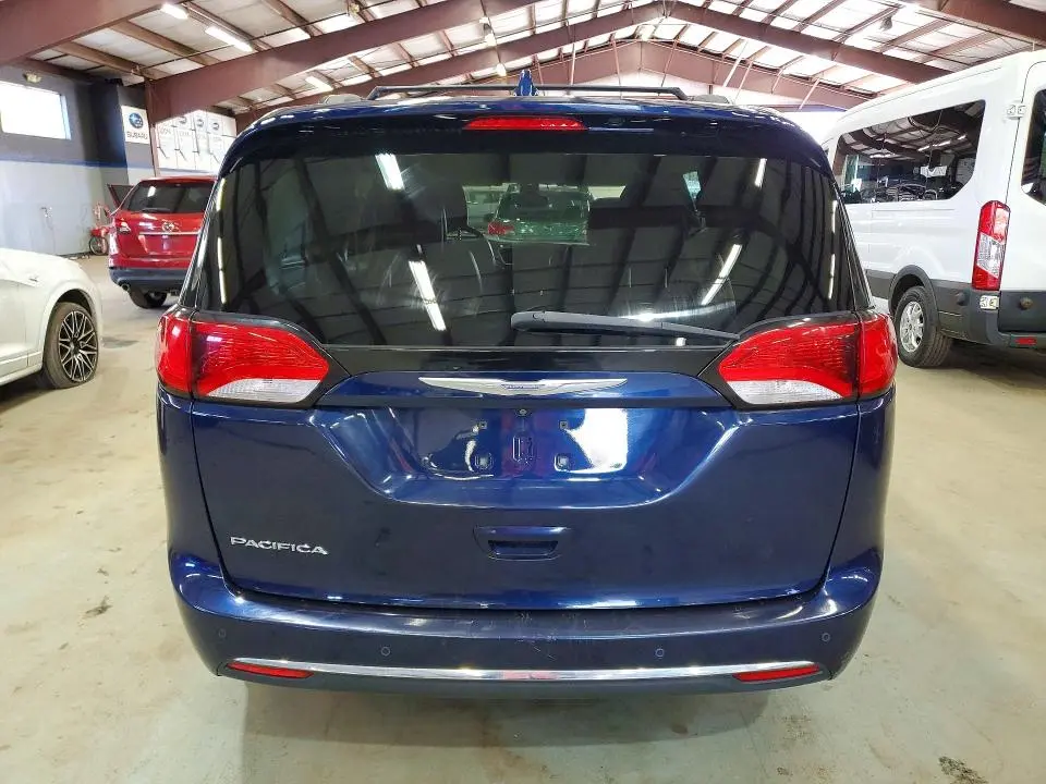 2017 CHRYSLER PACIFICA TOURING L  