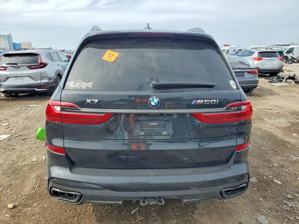 2022 BMW X7 M50I  