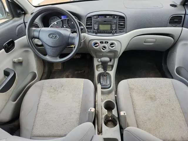 2010 HYUNDAI ACCENT GLS  