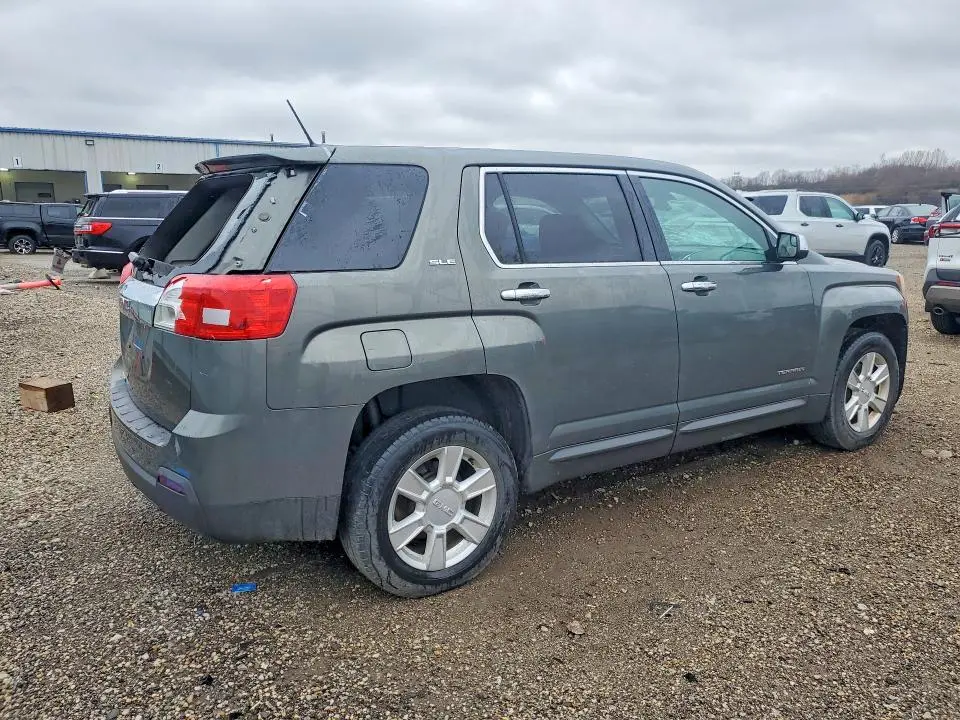 2013 GMC TERRAIN SLE  