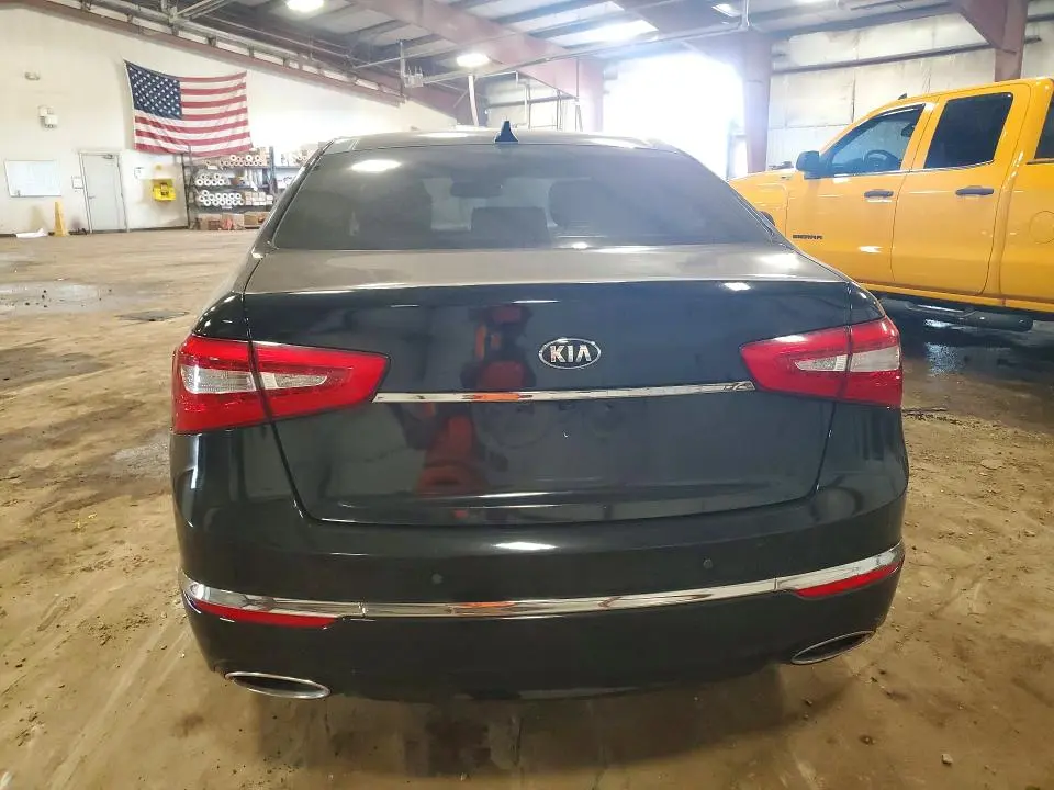 2016 KIA CADENZA LUXURY  