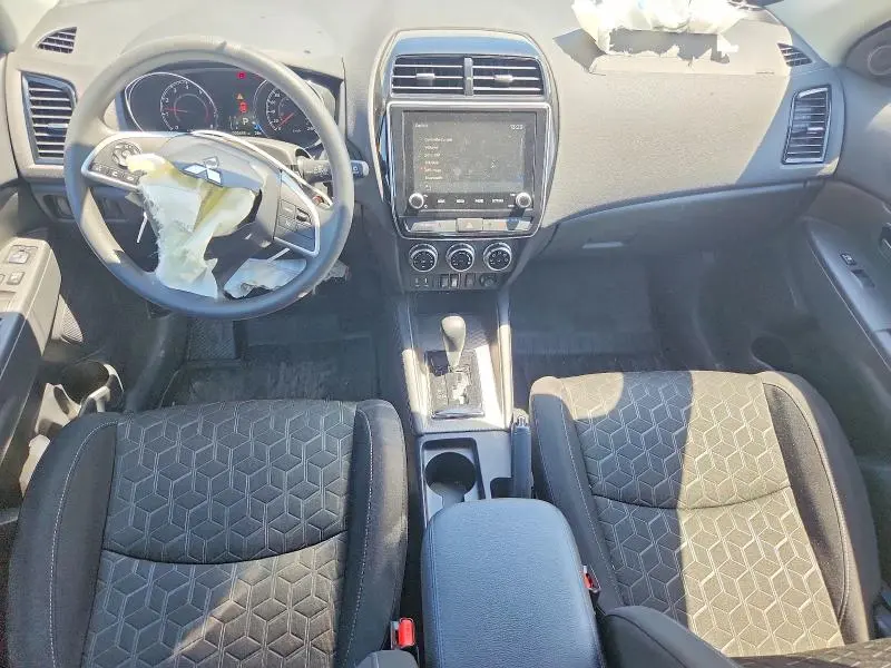 2026 MITSUBISHI RVR ES  