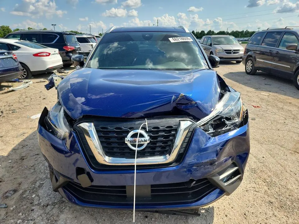 2020 NISSAN KICKS SR  