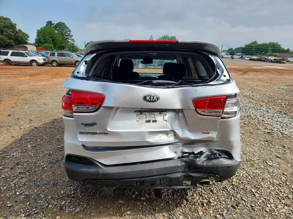 2016 KIA SORENTO LX  