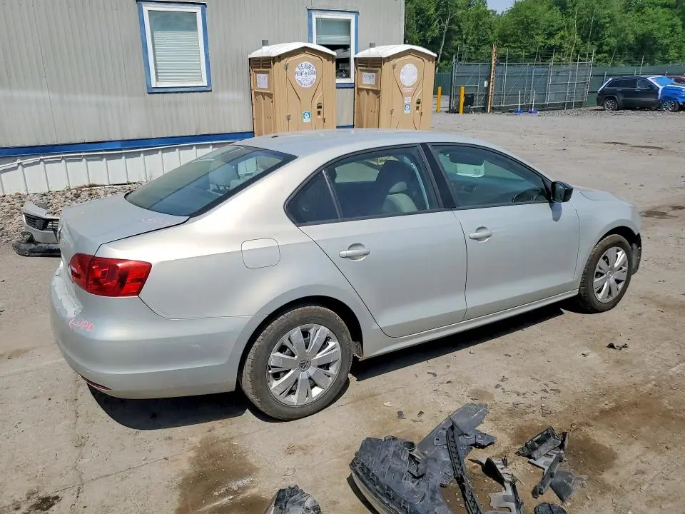 2012 VOLKSWAGEN JETTA BASE  