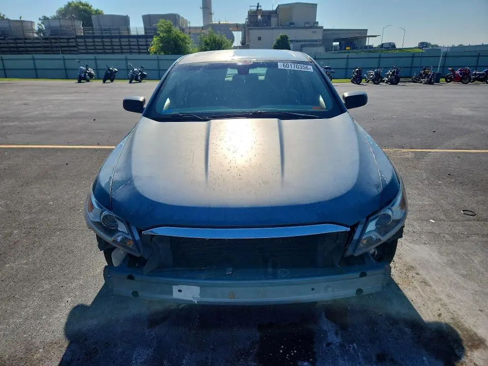 2010 FORD TAURUS SE  