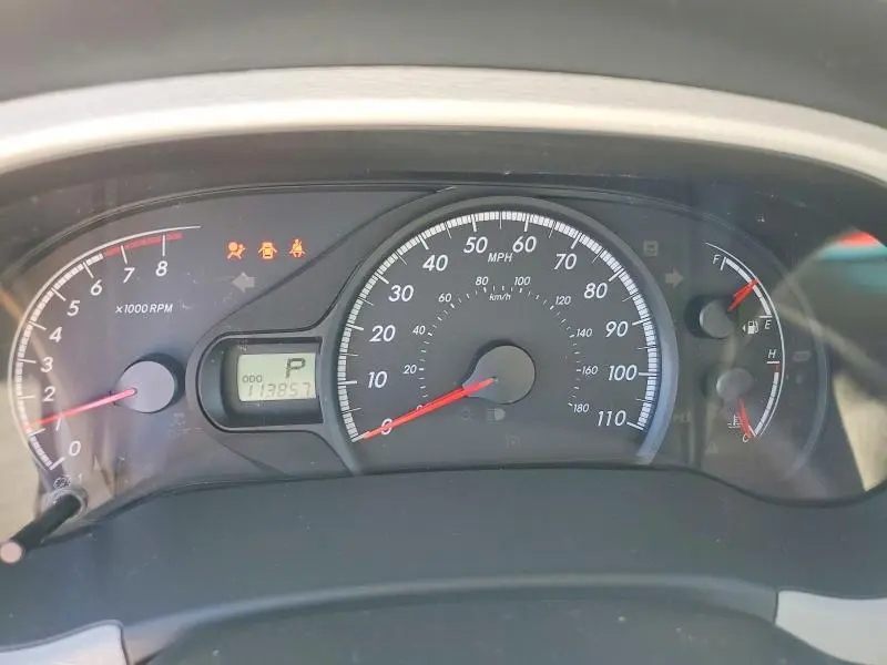 2014 TOYOTA SIENNA LE 8-PASSENGER  