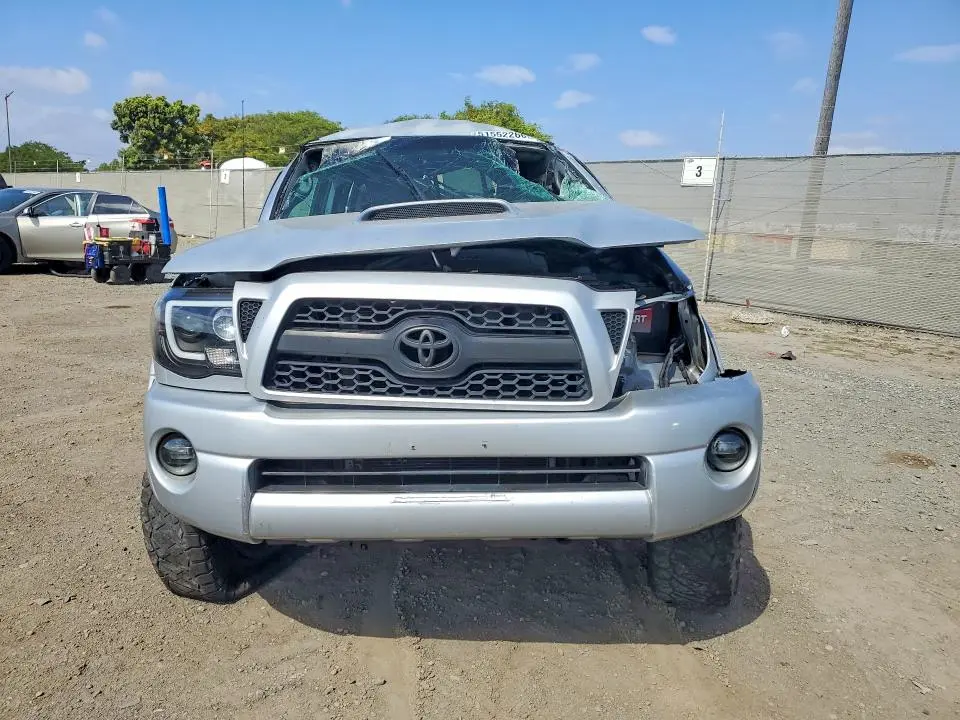 2011 TOYOTA TACOMA DOUBLE CAB PRERUNNER  