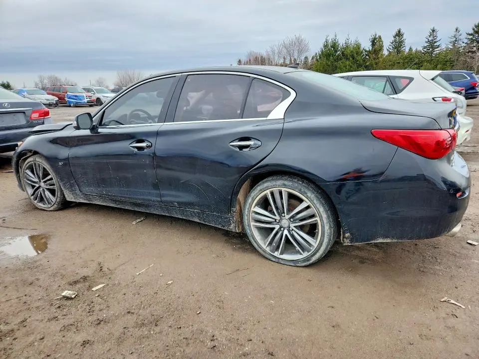2015 INFINITI Q50   