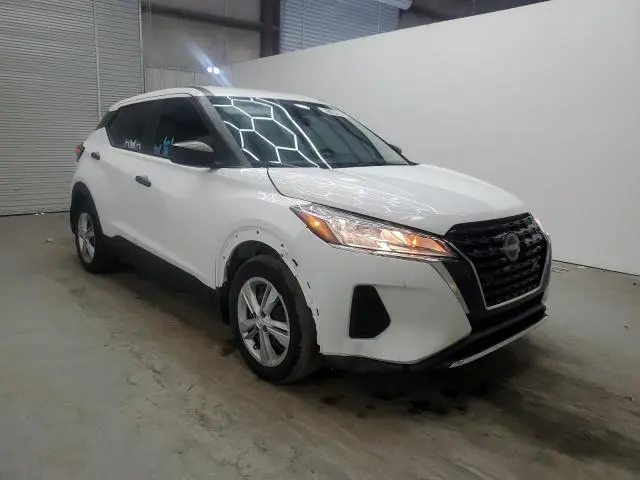 2023 NISSAN KICKS S  