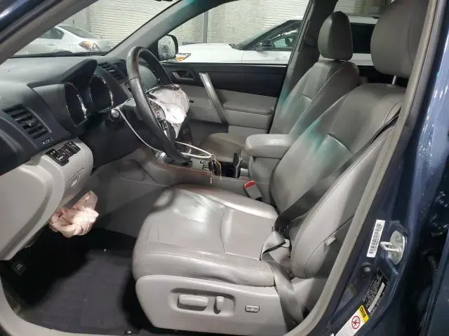 2013 TOYOTA HIGHLANDER BASE  