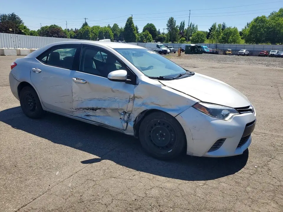 2015 TOYOTA COROLLA LE  