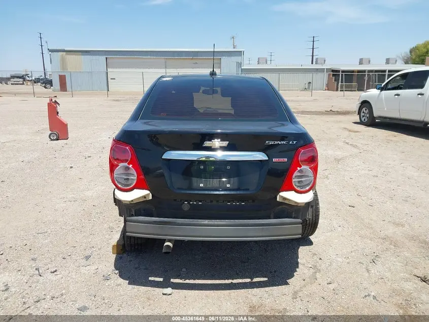 2016 CHEVROLET SONIC LT AUTO