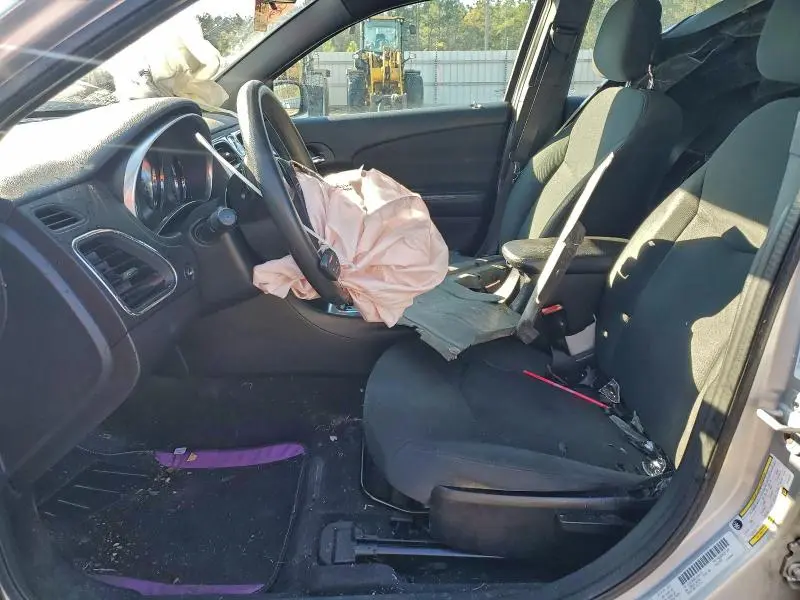 2012 CHRYSLER 200 LX  