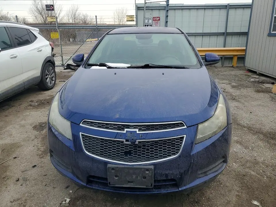 2013 CHEVROLET CRUZE LT  
