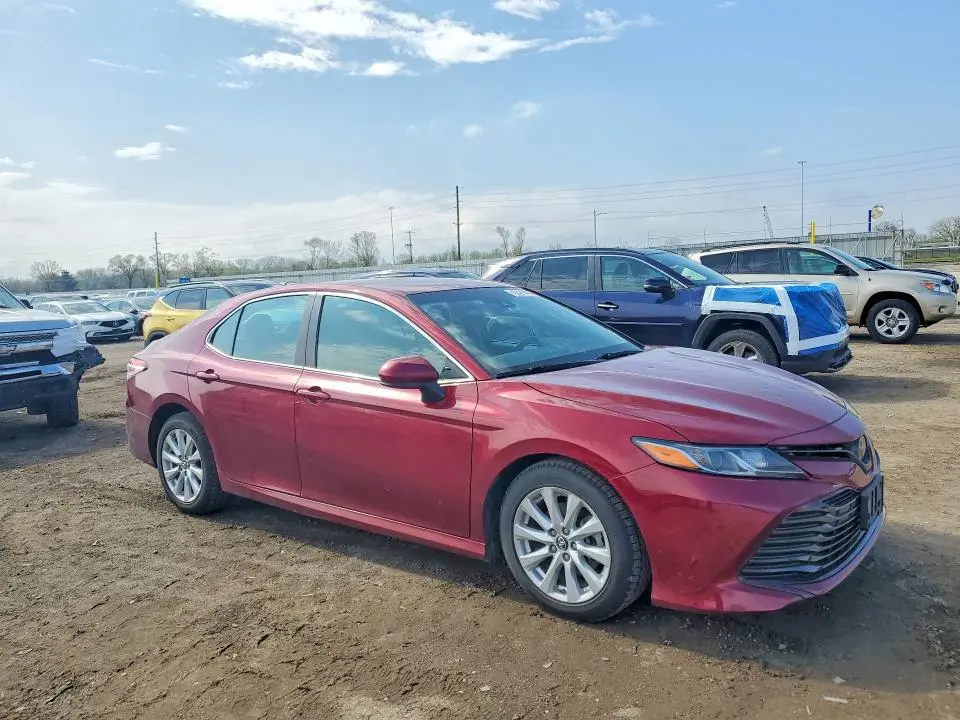 2018 TOYOTA CAMRY LE  