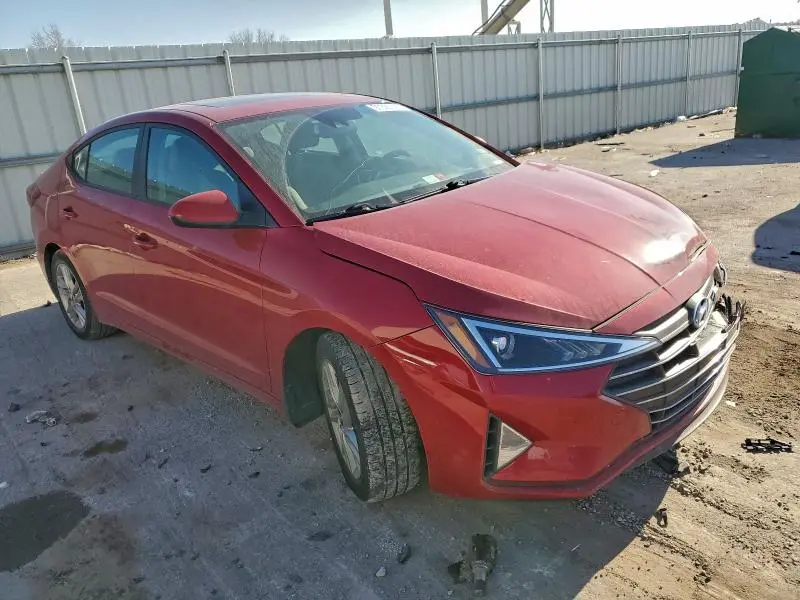 2020 HYUNDAI ELANTRA SEL  