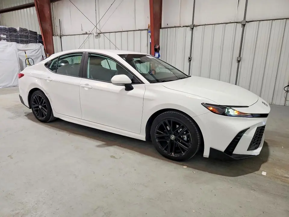 2025 TOYT CAMRY SE