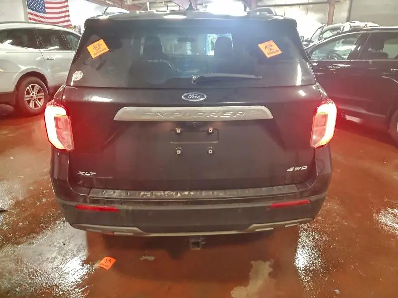 2021 FORD EXPLORER XLT  