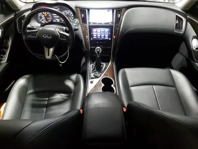 2018 INFINITI Q50 LUXE  