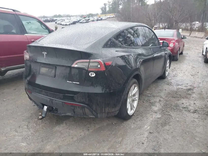 2022 TESLA MODEL Y LONG RANGE DUAL MOTOR ALL-WHEEL DRIVE