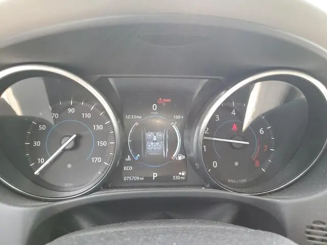 2017 JAGUAR XE PREMIUM  