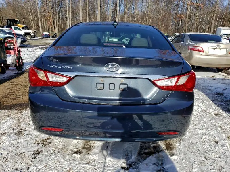 2012 HYUNDAI SONATA GLS  