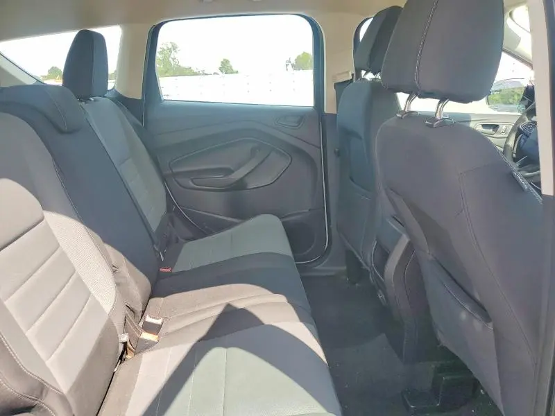 2017 FORD ESCAPE S  