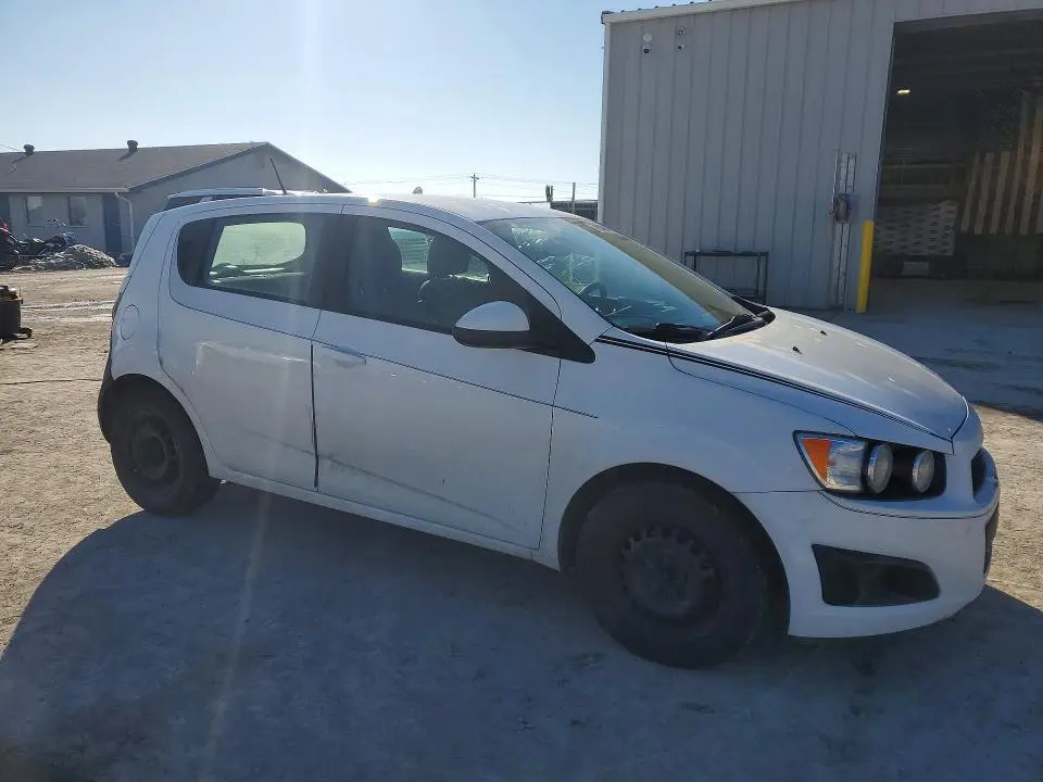 2014 CHEVROLET SONIC LS  