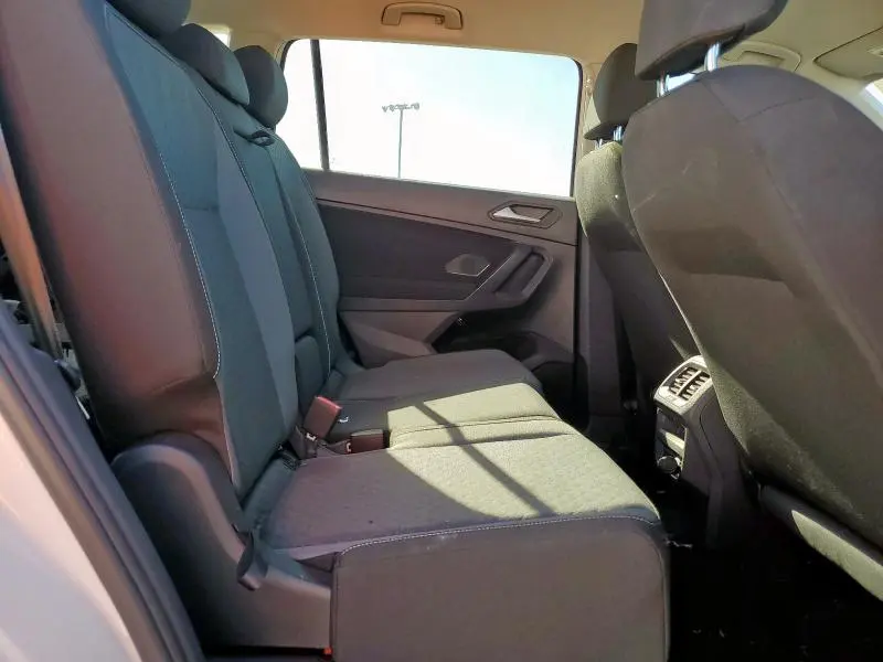 2021 VOLKSWAGEN TIGUAN S  