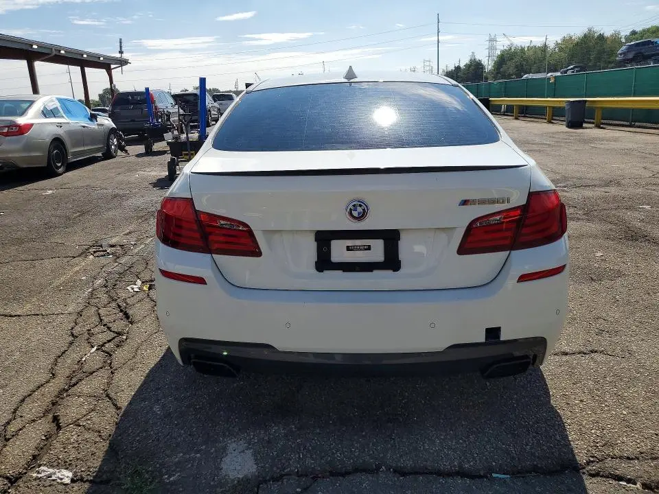 2012 BMW 550 XI  
