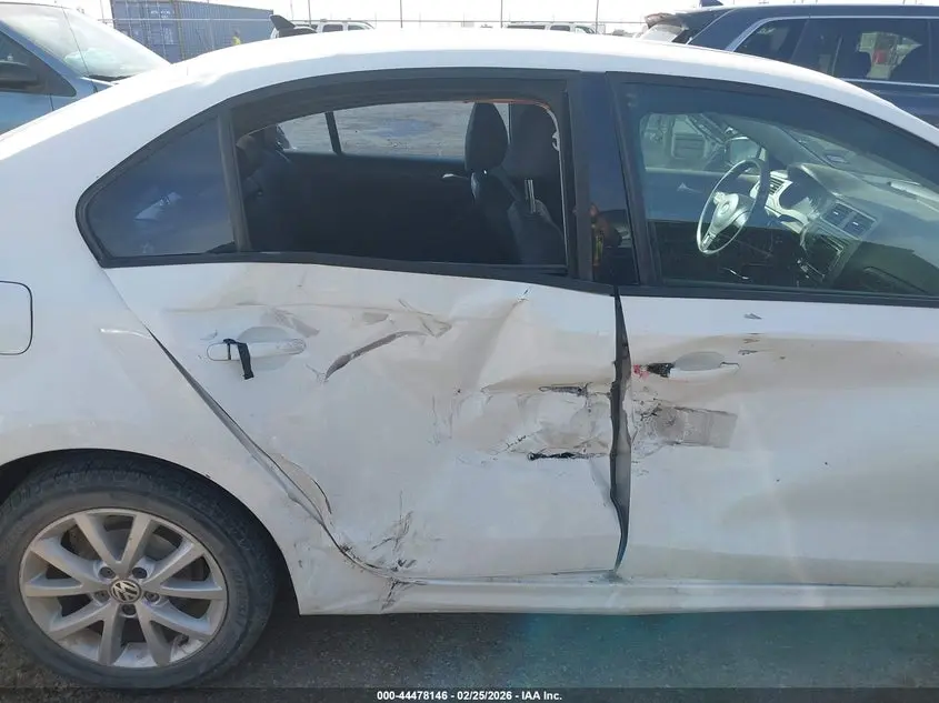 2012 VOLKSWAGEN JETTA 2.5L SE