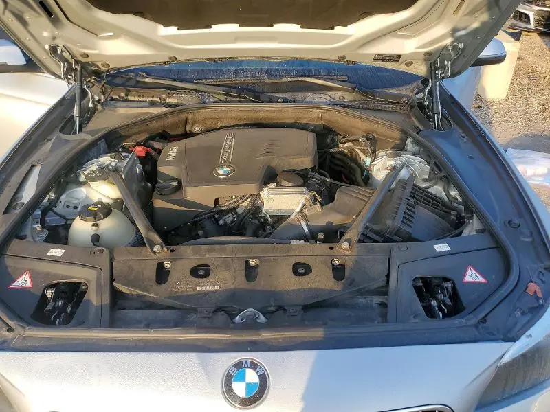 2015 BMW 528 XI  