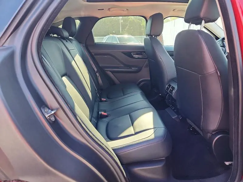 2017 JAGUAR F-PACE PREMIUM  