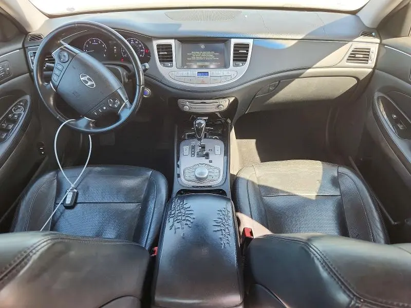 2013 HYUNDAI GENESIS 3.8L  