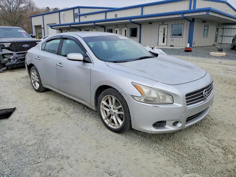 2011 NISSAN MAXIMA 3.5 S  
