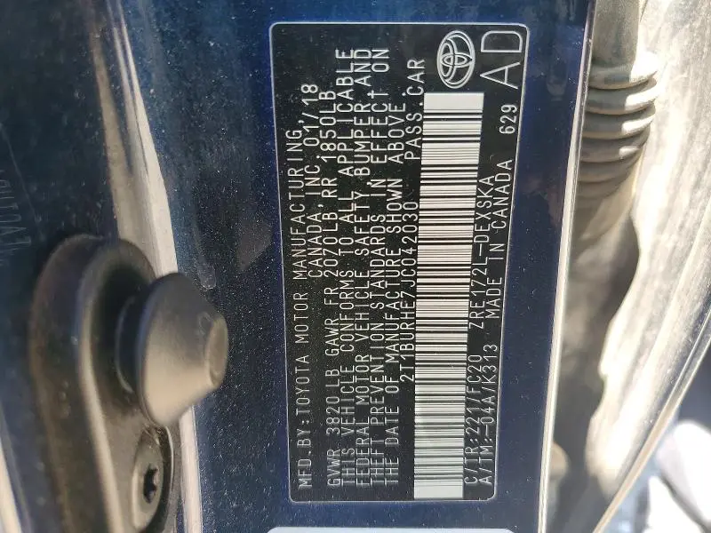 2018 TOYOTA COROLLA SE  