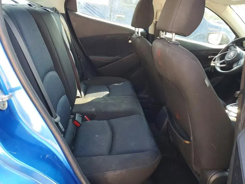 2019 TOYOTA YARIS LE  