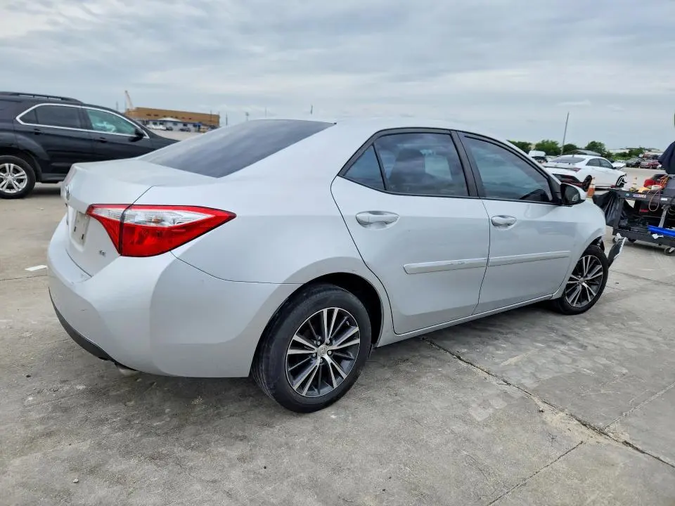 2016 TOYOTA COROLLA LE PLUS  