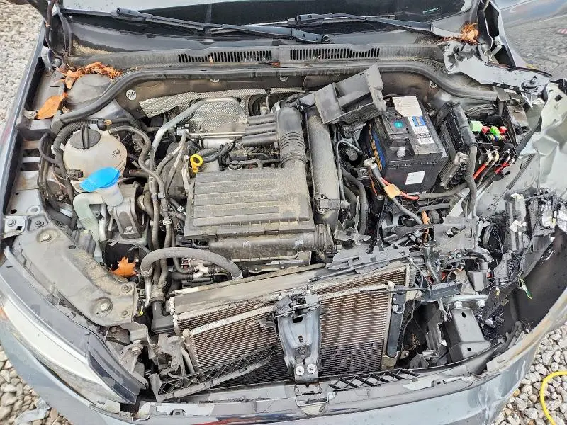 2017 VOLKSWAGEN JETTA SE  