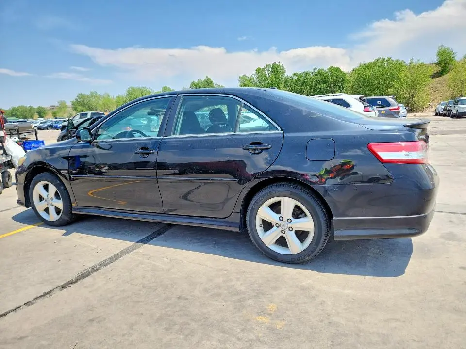 2010 TOYOTA CAMRY BASE  