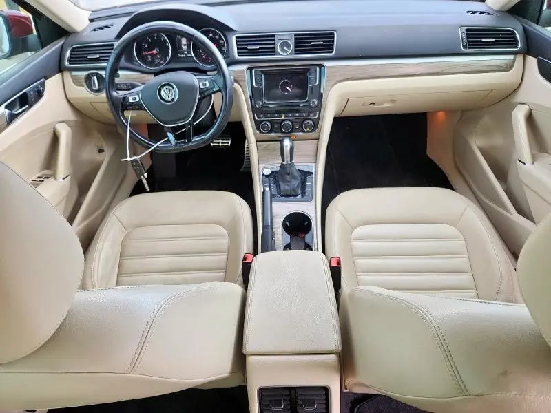 2017 VOLKSWAGEN PASSAT SEL PREMIUM  