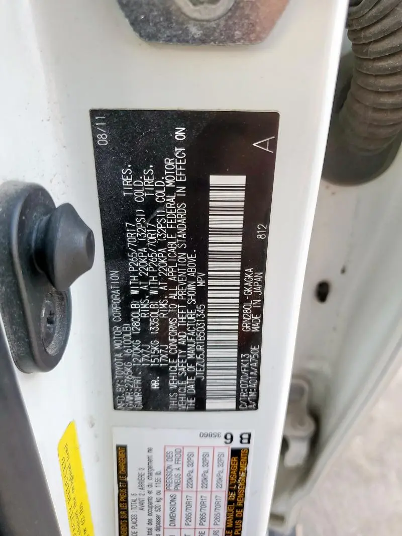 2011 TOYOTA 4RUNNER SR5  