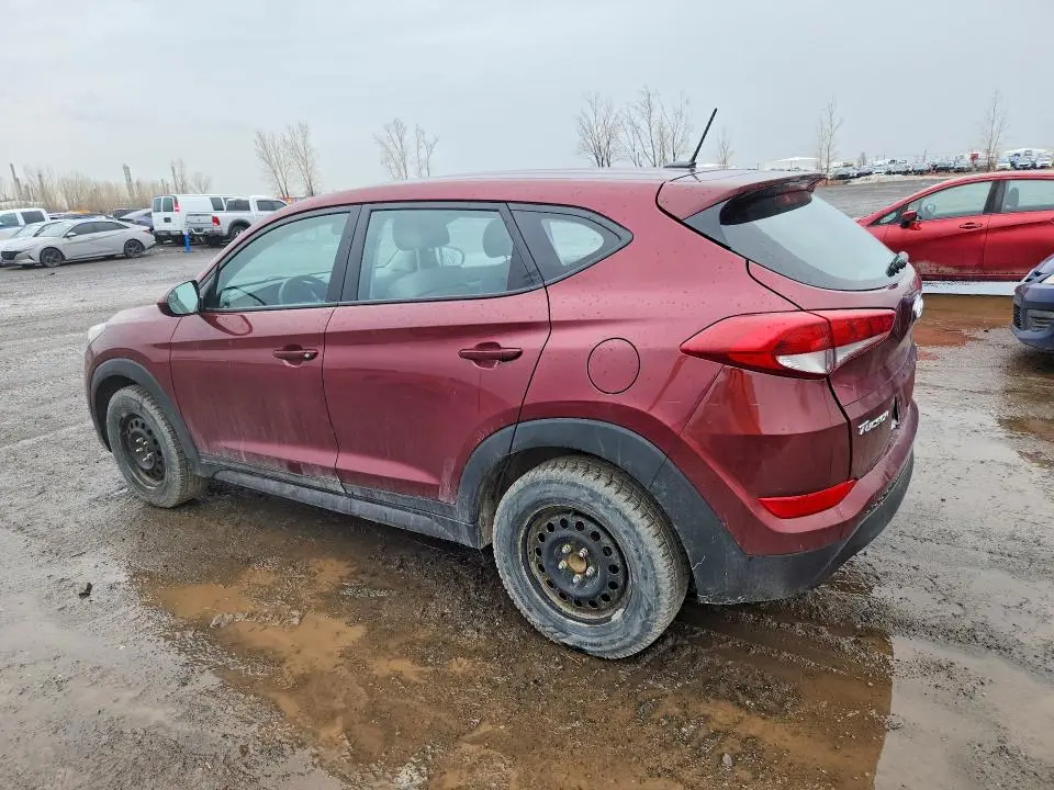 2016 HYUNDAI TUCSON SE  