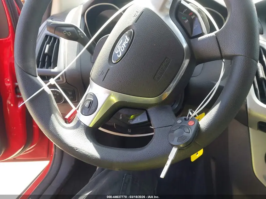 2013 FORD FOCUS SE