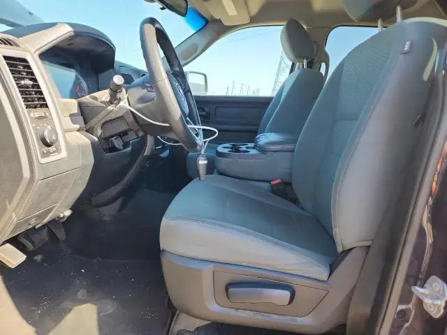 2016 RAM 1500 ST