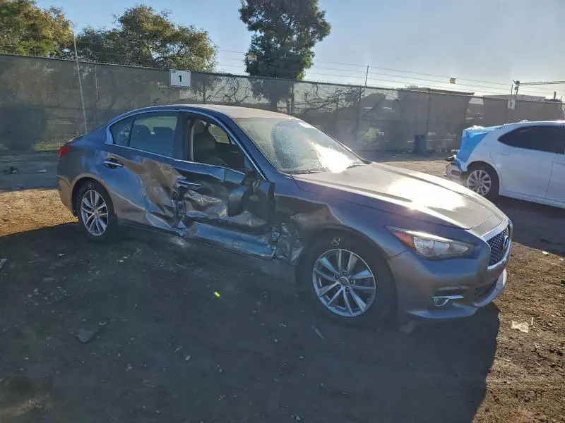 2015 INFINITI Q50 BASE  