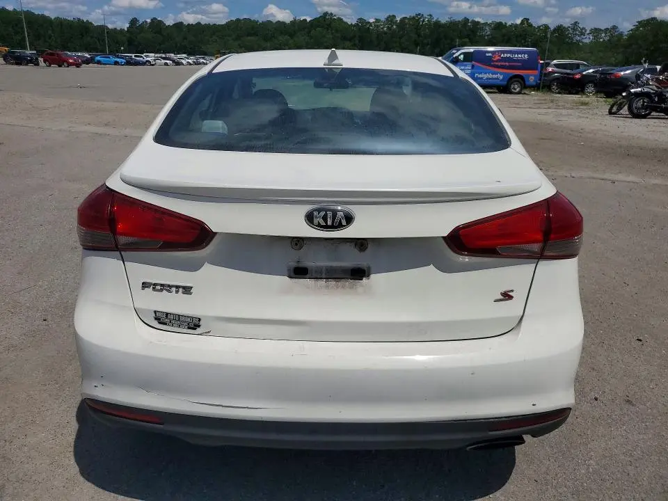2017 KIA FORTE S  