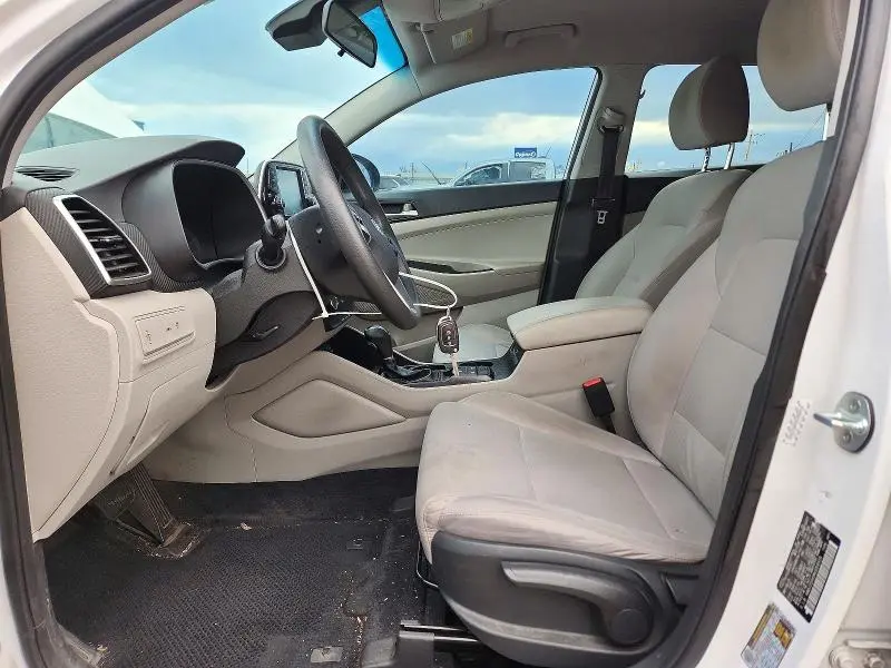 2019 HYUNDAI TUCSON SE  