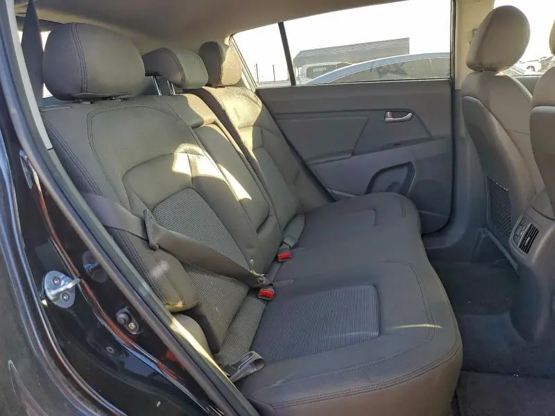 2016 KIA SPORTAGE LX  